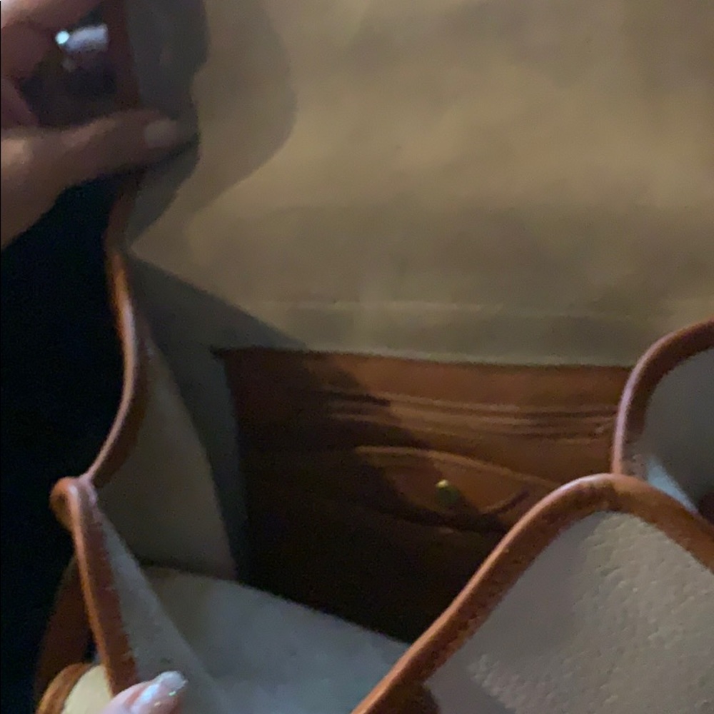 Dooney&Bourke - Picture 4 of 4